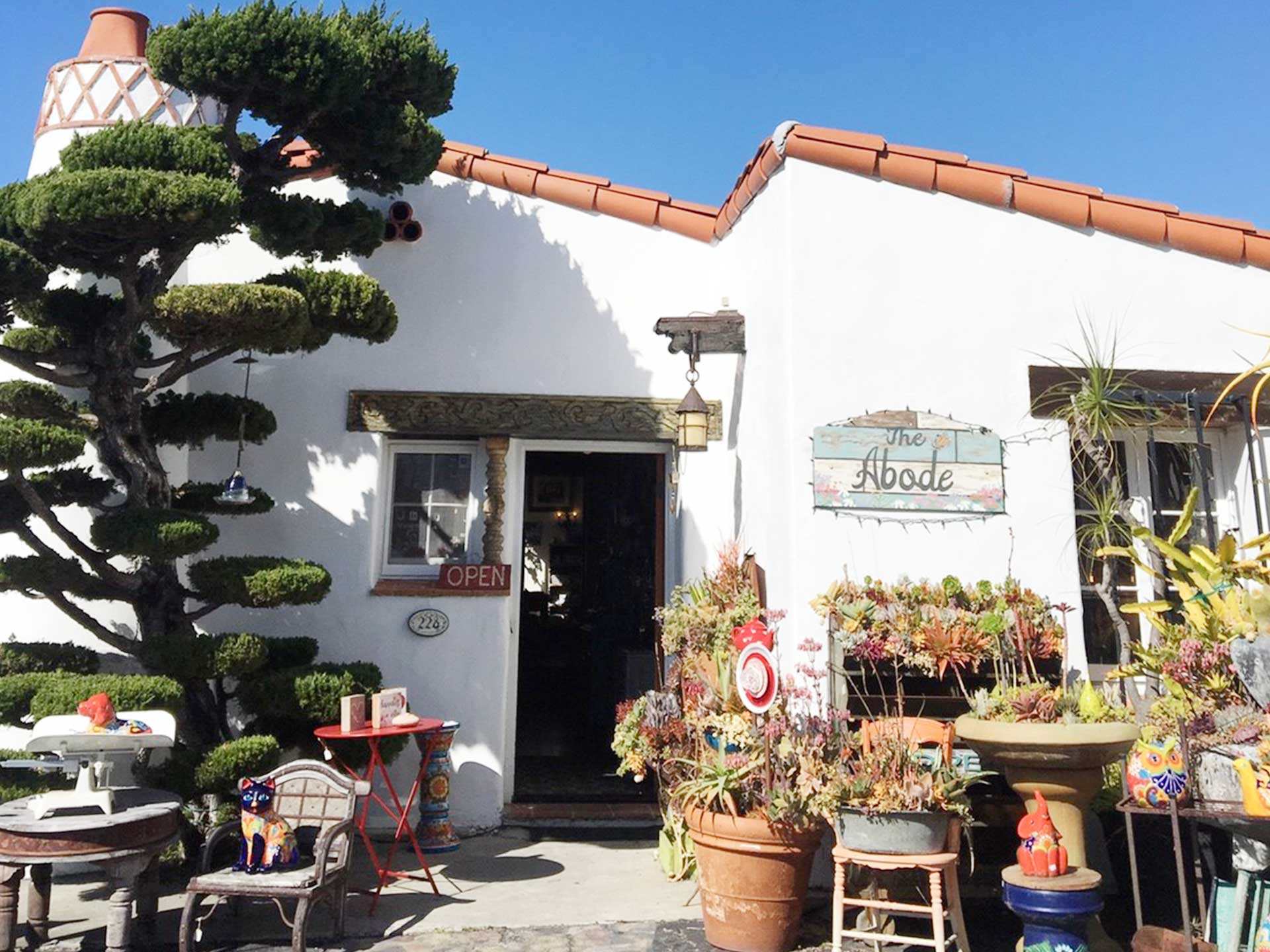 サンクレメンテのメイン通りにある小物屋さん、コスタル アドビ（Coastal Abode）