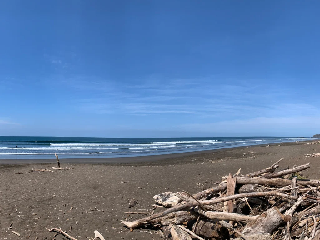 コスタリカ・タマリンド｜サーフィン合宿体験、波質から滞在先まで徹底紹介