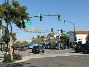 Encinitas（エンシニータス）ストリートのサイン