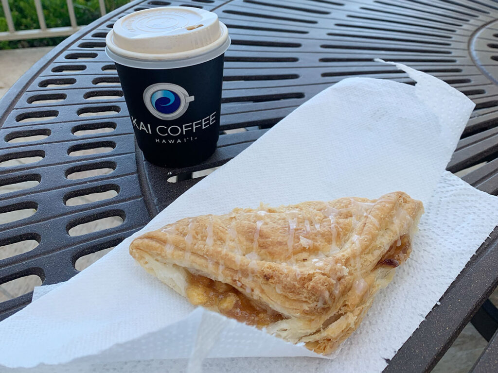 アップルナップル(アップルパイ)& カイコーヒーのラテ