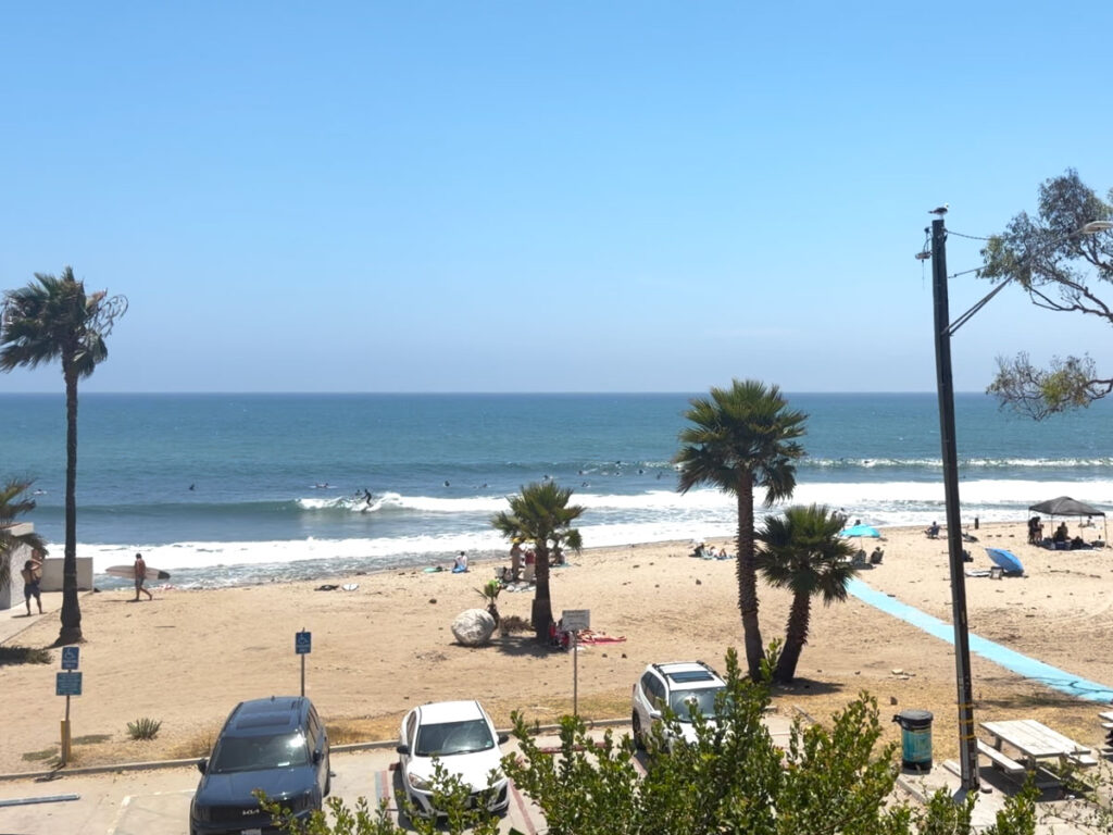 トパンガ ビーチTopanga Beach 北側のメインブレイク